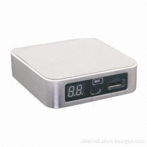 7,800mAh Power Bank with LED Charging Status Display